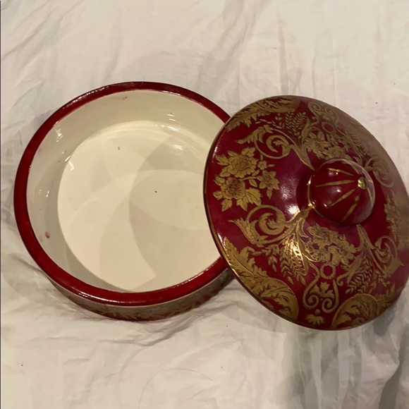 Red & Gold accent jar - Picture 2 of 5